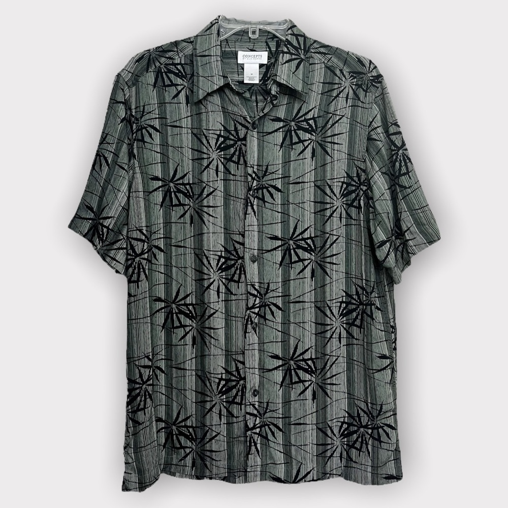 Concepts By Claiborne Button Front Short Sleeve Shirt Dark Green Mens Medium